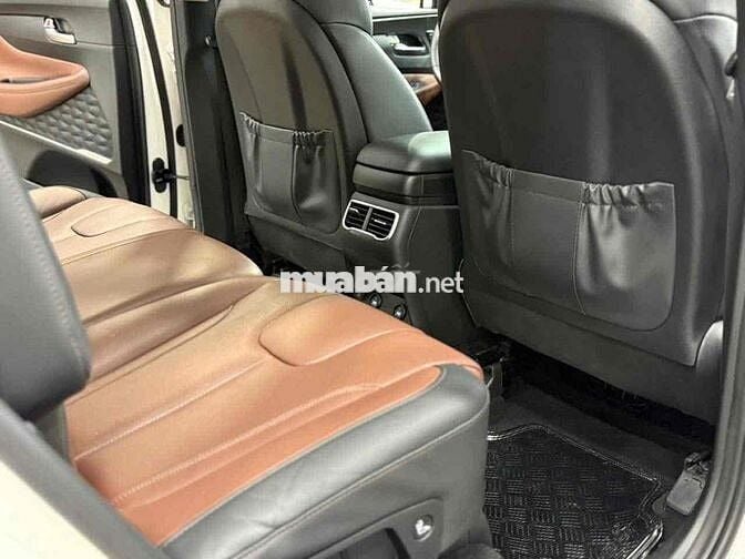 Hyundai Santa Fe 2023 Cao cấp 2.5L HTRAC