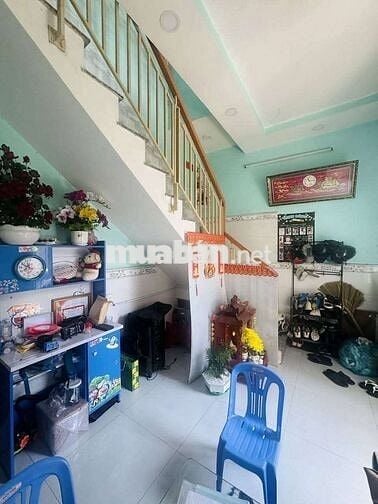 Bán Nhà 2 Tầng Ngay Chợ Đ.Mối B.Chiểu T. Đức DT40m5×8-2Pn Hoàn Công