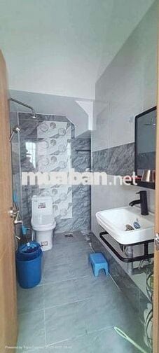 NHÀ BÁN SÁT MT 45M2, NGANG 4M5, 2 TẦNG, KIÊN CỐ,GIÁ CHỦ GẤP BÁN 2 TỶ 1