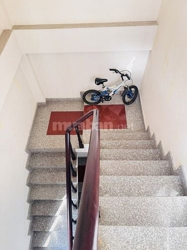 Chính chủ bán nhà MT Cao Thắng - Q.10 - 6,8m x 15m - giá 75 tỉ