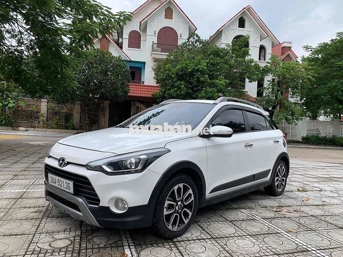 Em cần bán Hyundai i20 2016 1.4 AT