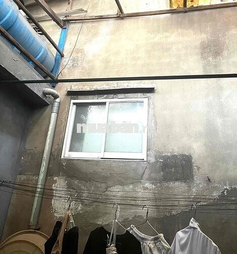 Cho Nữ Thuê Phòng - Lạc Long Quân Q11