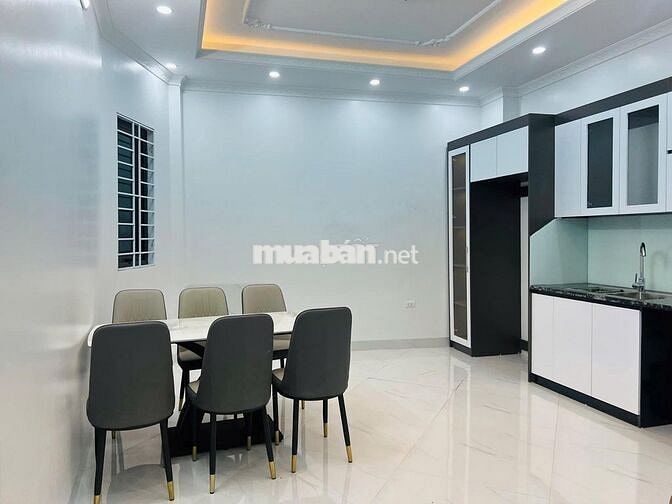 SIÊU PHẨM CỔ NHUẾ - LÔ GÓC - THANG MÁY - VỊ TRÍ ĐẸP - THÔNG CÁC NGẢ
