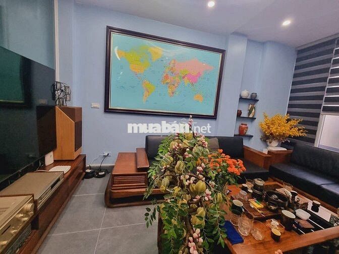 Lô góc Trung Kính to, mặt tiền rộng,ô tô tránh, kinh doanh, 90m2 33 tỷ