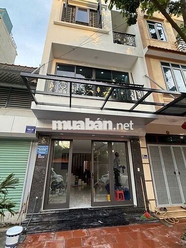 Nhà Tu Hoàng,Nam Từ Liêm,80m2, vỉa hè, ngõ to, thang máy–Nhỉnh 19 Tỷ