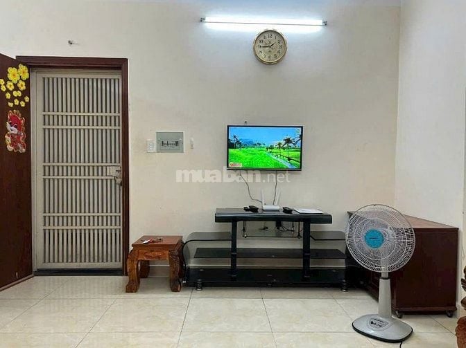 Chung cư Bàu Cát ,Tân BÌnh: 65m2,2p ngủ,ban công, giá 7tr