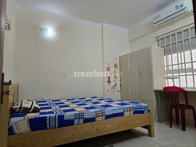 Chung cư Bàu Cát ,Tân BÌnh: 65m2,2p ngủ,ban công, giá 7tr
