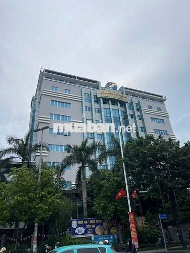 Nhà lô góc Trịnh Văn Bô, 3 thoáng, oto đỗ cửa, thang máy GIÁ ÊM