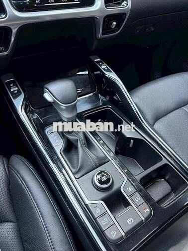 Kia Sorento 2022 Signature 2.5 AT AWD - 40000 km
