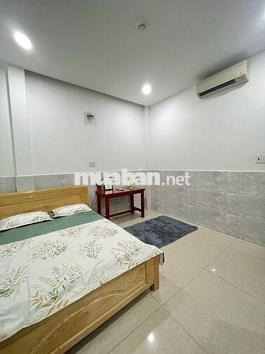 Phòng hiện đại gần trung tâm Q7 ngay Nguyễn Văn Linh