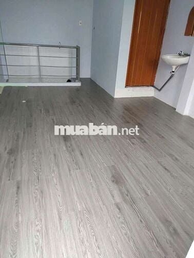 Cho thuê nhà (1 trệt 1 lầu 2p , 2 tolt)  đường số 5