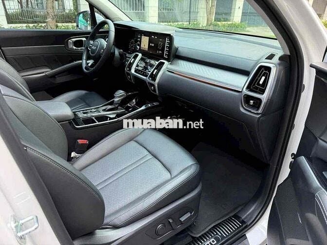 Kia Sorento 2022 Signature 2.5 AT AWD - 40000 km