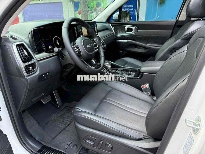 Kia Sorento 2022 Signature 2.5 AT AWD - 40000 km