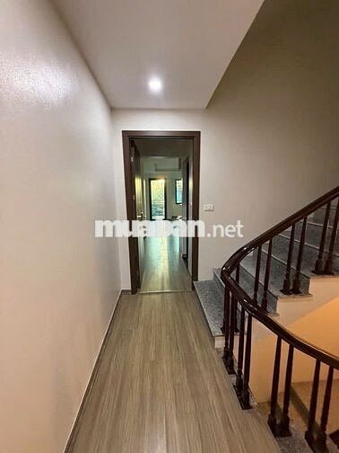Nhà Tu Hoàng,Nam Từ Liêm,80m2, vỉa hè, ngõ to, thang máy–Nhỉnh 19 Tỷ