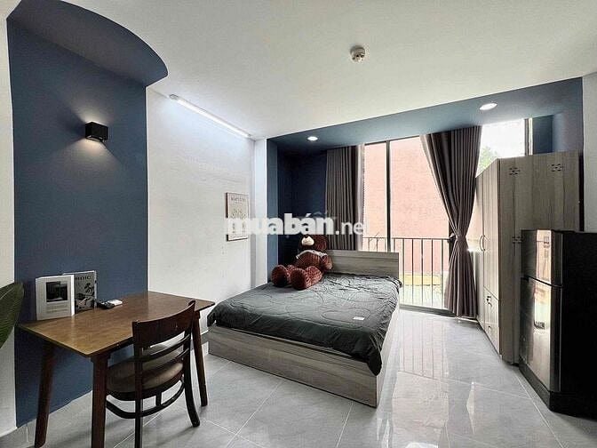 CĂN STUDIO BAN CÔNG FULL NỘI THẤT GẦN ĐH VLU, HUTECH