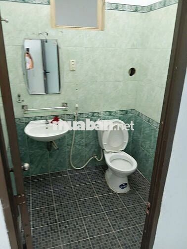cho thuê nhà mặt tiền Lê trọng tấn, dt 4,2x18m nhà 3 lầu .mới giá 30tr