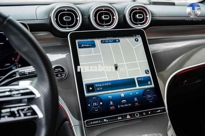 Mercedes Benz GLC300 Model 2024 lướt 8.000 miles