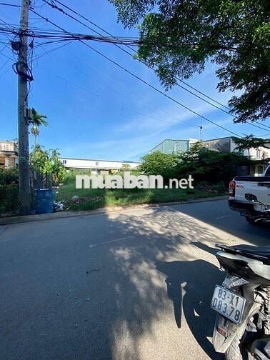 ĐẤT đường Container thông ra sông Saigon