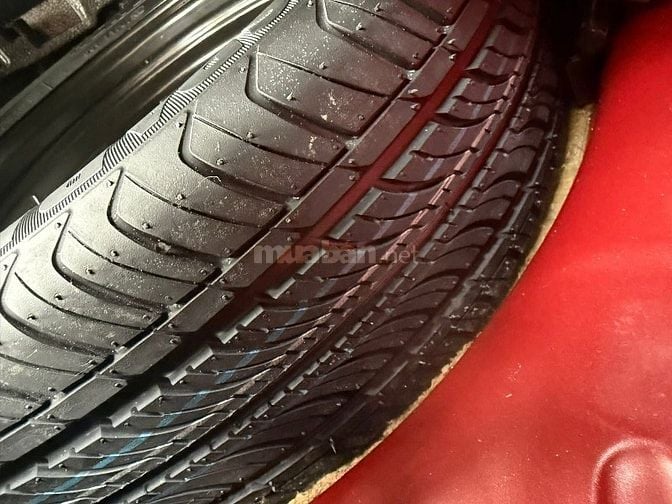 Cần bán Siêu phẩm Mazda3 1.5 sx 2016 chạy chuẩn 8,6vạn km, lốp zin