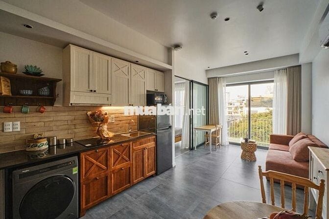 STUDIO 1PN 1PK BAN CÔNG FULL NỘI THẤT CHỈ TÍNH ĐIỆN NƯỚC Ở LÊ VĂN THỌ