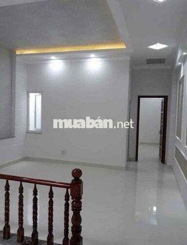 Kẹt tiền Nên Cần Bán Nhà Mặt Tiền Đường KD Buôn Bán