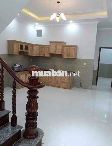 Kẹt tiền Nên Cần Bán Nhà Mặt Tiền Đường KD Buôn Bán
