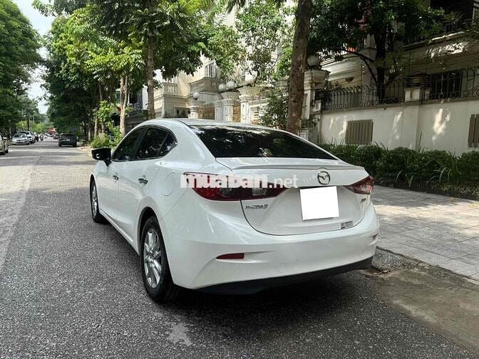 Mazda 3 2016 1.5 AT Sedan - 89000 km
