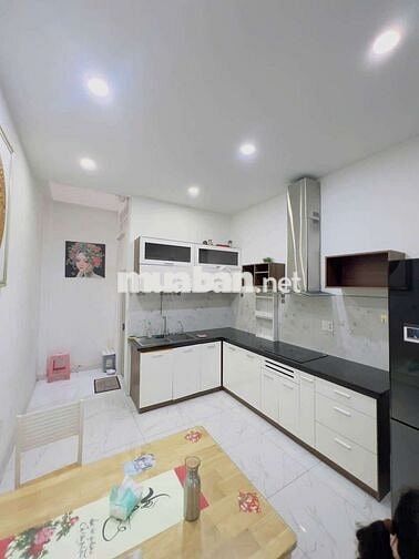 Cho thuê nhà 3 lầu full nội thất nguyễn văn lượng p17 gò vấp giá 15.5t