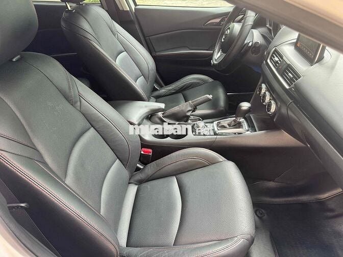 Mazda 3 2016 1.5 AT Sedan - 89000 km
