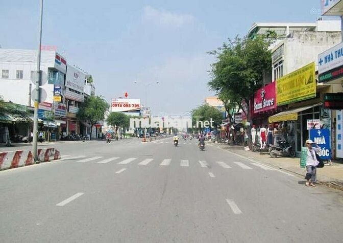 Mặt tiền Nguyễn Sáng cách 1 căn ra Lê Trọng Tấn- Đại học Công Thương