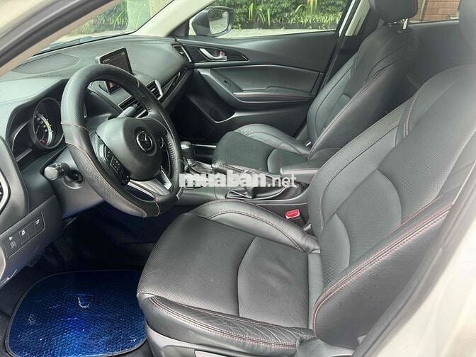 Mazda 3 2016 1.5 AT Sedan - 89000 km