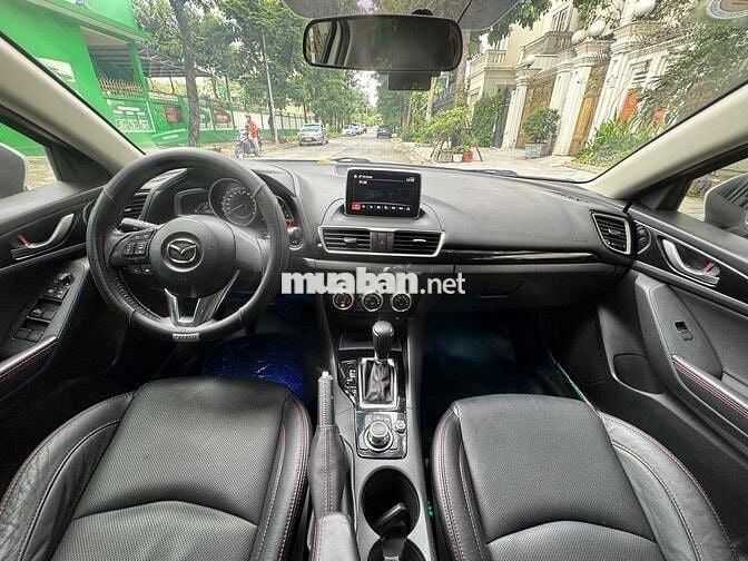 Mazda 3 2016 1.5 AT Sedan - 89000 km