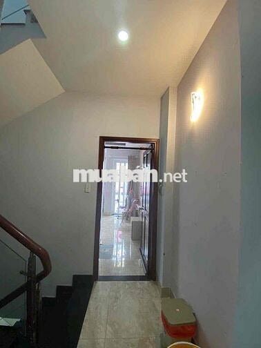 cần bán căn nhà phố trệt 2 lầu 4pn, 3wc tại quận 12