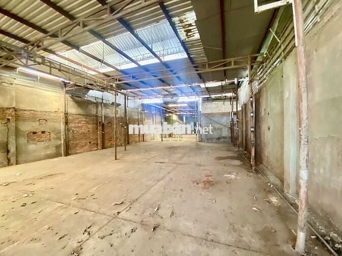 CHO THUÊ MẶT BẰNG 100M2 + KHO HƠN 500M2 GIÁ 30 TRIỆU/THÁNG ĐƯỜNG 2/4