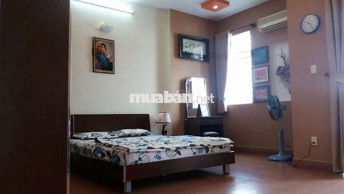Cần bán gấp nhà P ĐHT Q12..DT ,5,5*18 1 trệt 2 lầu 4PN 4WS hẻm xe tải