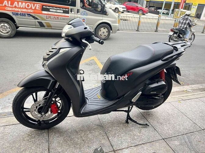 Honda SH 125 2018 mới 90% Bstp chính chủ