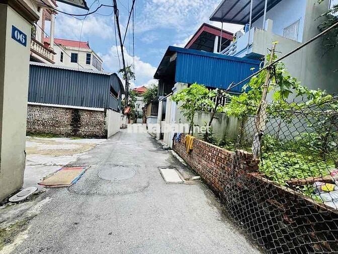 ĐẤT ĐẸP LỄ PHÁP- Ô TÔ NGỦ TRONG ĐẤT- GẦN NGAY CẦU NHẬT TÂN