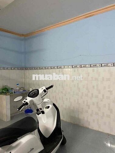Nhà trọ 20m2 có lầu đường Lạc Long Quân Q. Tân Biình