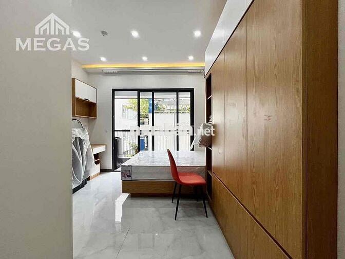 Cho Thuê Căn Hộ Một Phòng Ngủ Có Ban Công Ngay Vòng Xoay Cống Quỳnh