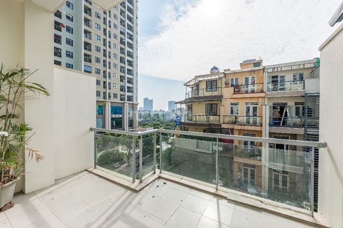 Cho thuê nhà 5 tầng kinh doanh dịch vụ, văn phòng
