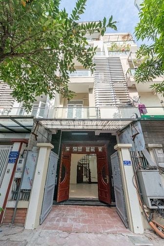Cho thuê nhà 5 tầng kinh doanh dịch vụ, văn phòng