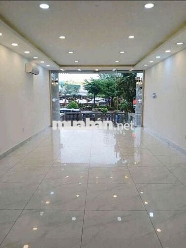 HẦM 5 TẦNG THANG MÁY - MẶT TIỀN NGUYỄN THỊ THẬP QUẬN 7 - 65 TRIỆU
