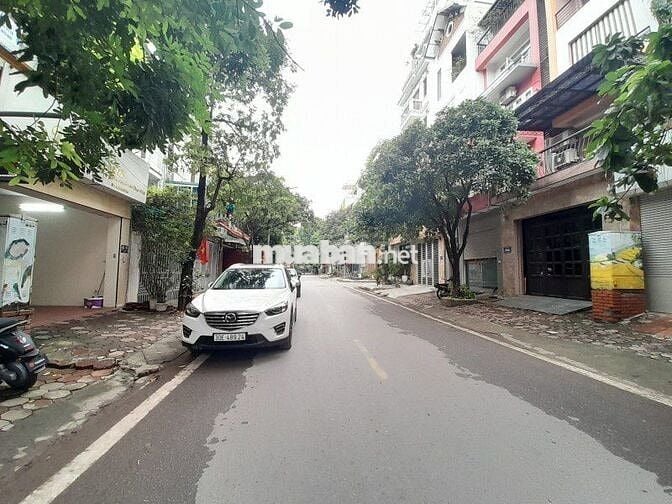 Bán nhà liền kề Văn Quán, kinh doanh, văn phòng vỉa hè, 100m2 27.5 tỷ