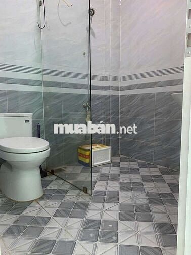 Nhà cho thuê MT kinh doanh Liên khu 16-18 (1 lửng to 2WC) nhà trống