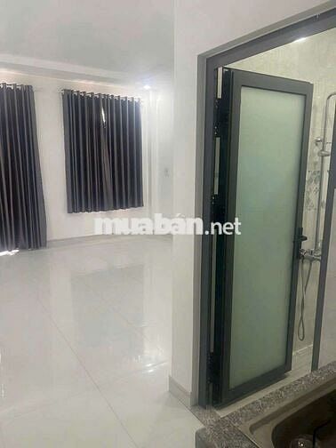 NHÀ 4.5X11M TRỆT 3 LẦU  3PN 1/ GIÁ TỐT