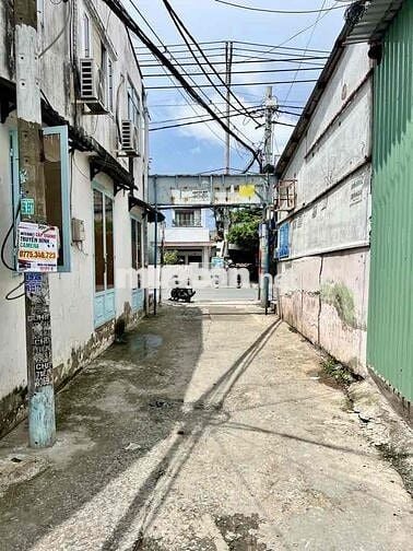 BÁN NHÀ CẤP 4 NGUYỄN BÌNH PHÚ XUÂN NHÀ BÈ HẺM XE HƠI