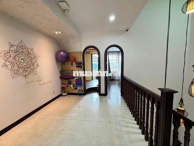 Chính chủ Cho thuê biệt thự  hoàn thiện Lavila nhà mới, nội thất sang