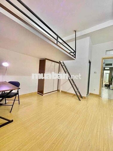 CĂN HỘ CÓ GÁC ĐẦY ĐỦ NỘI THẤT - ban công