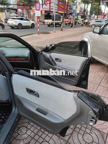 Nissan bluebird AT chất xe đẹp