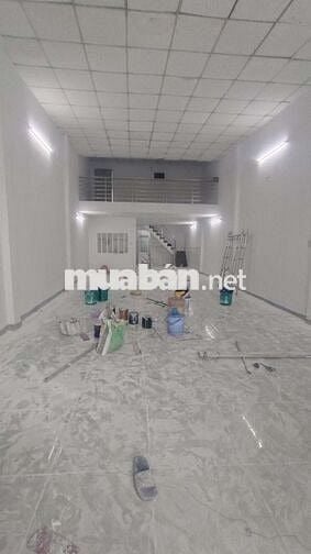 Chín Chủ. Cho Thuê. DT 140m 1lửng 2pn 2wc